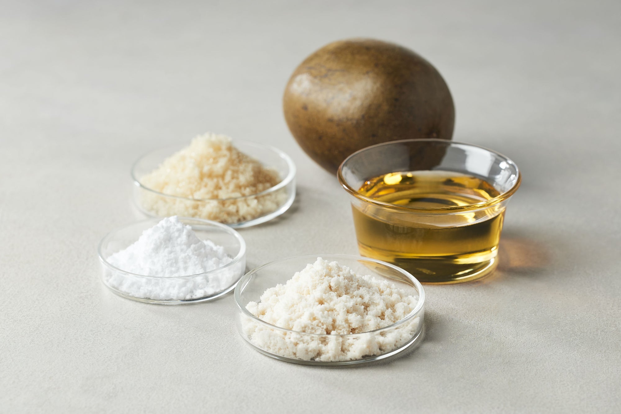 白砂糖は使わず、中GIのてんさい糖で、体にやさしく